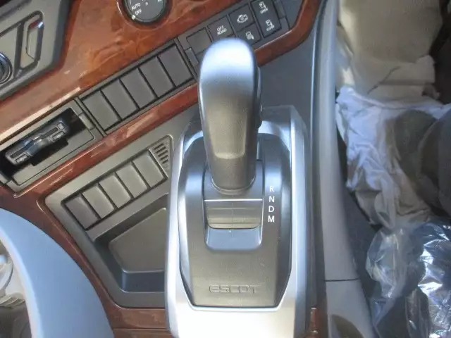 令和03年08月中古大型トラクタヘッド日産UDクオンの画像41