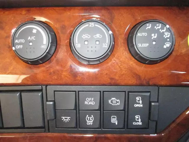 令和03年08月中古大型トラクタヘッド日産UDクオンの画像47