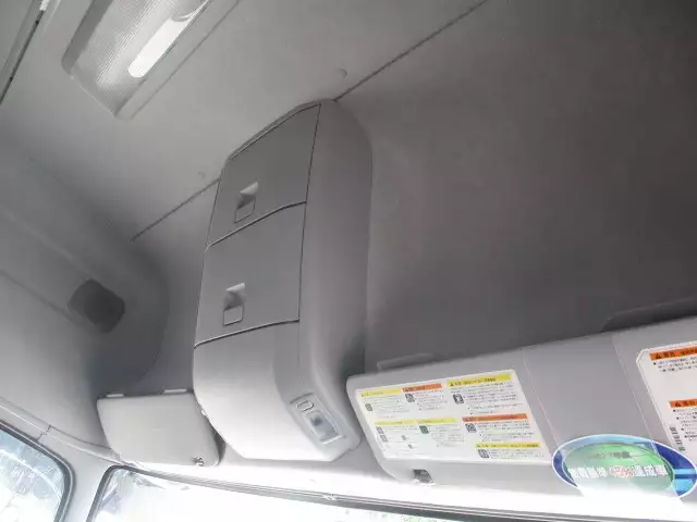 令和03年08月中古大型トラクタヘッド日産UDクオンの画像55