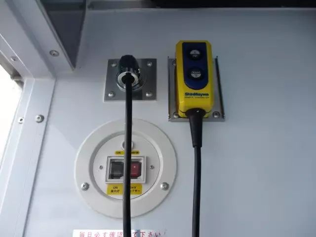 令和03年09月中古中型冷凍バン・ウィング日野レンジャーの画像35
