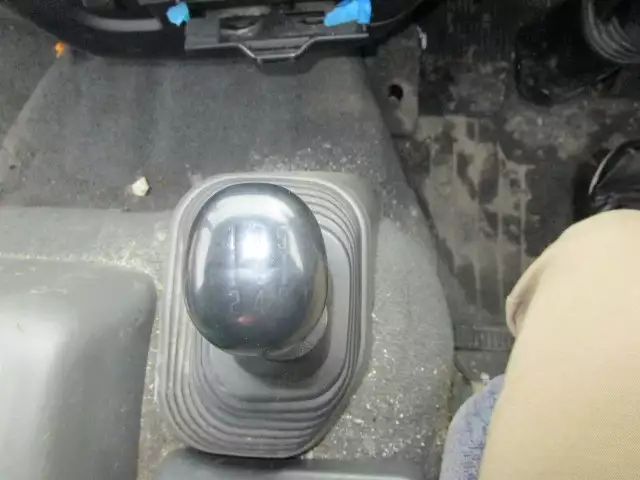 平成19年04月中古中型クレーン付いすゞフォワードの画像16