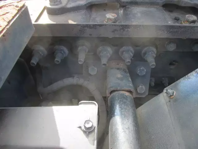 平成17年12月中古大型トラクタヘッド日野日野の画像13