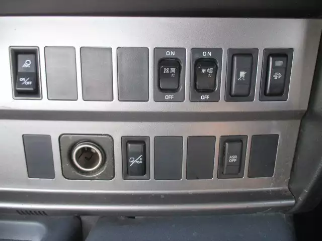 平成17年12月中古大型トラクタヘッド日野日野の画像30