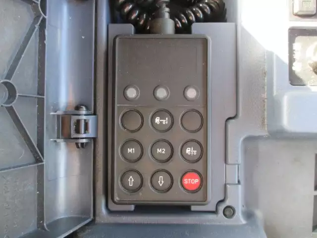 平成17年12月中古大型トラクタヘッド日野日野の画像34