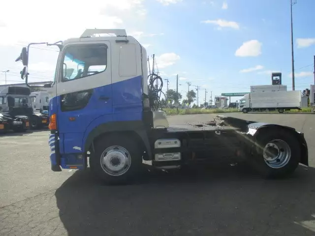 平成17年12月中古大型トラクタヘッド日野日野の画像8