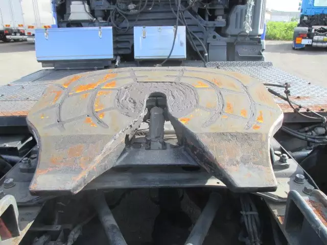 平成17年12月中古大型トラクタヘッド日野日野の画像9