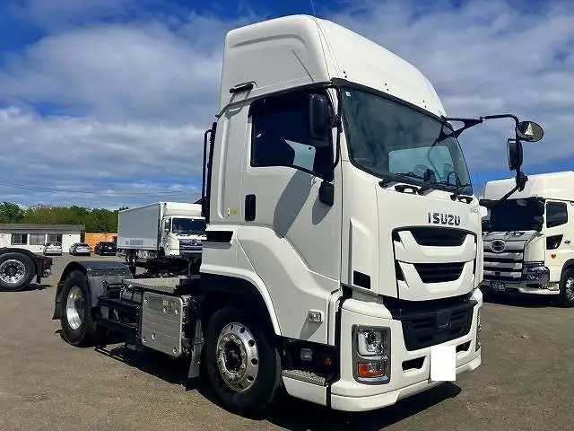 令和04年02月中古大型トラクタヘッドいすゞギガの画像3