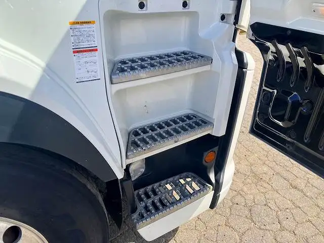 令和04年02月中古大型トラクタヘッドいすゞギガの画像59