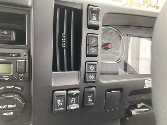 令和02年12月中古中型アルミバン・ウィングいすゞいすゞの画像40