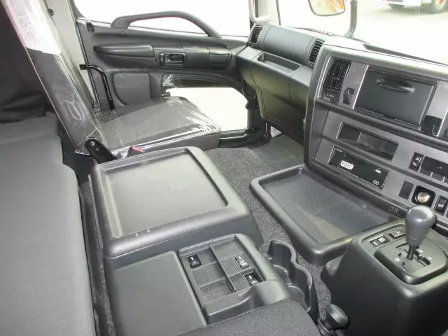 平成24年11月中古大型トラクタヘッド日野プロフィアの画像19