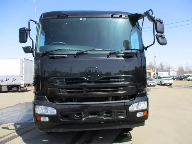 平成27年02月中古大型ダンプ日産UDクオンの画像2