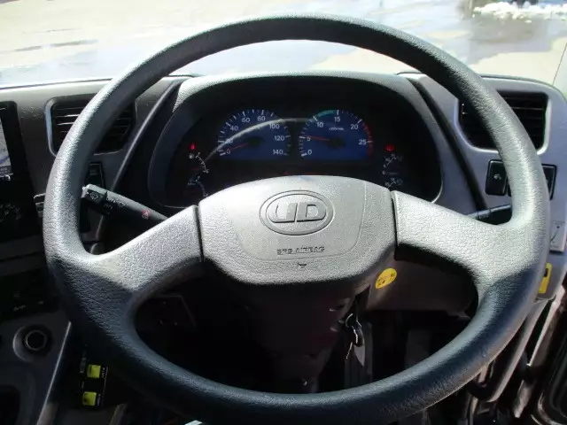 平成27年02月中古大型ダンプ日産UDクオンの画像19