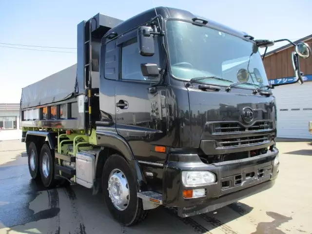 平成27年02月中古大型ダンプ日産UDクオンの画像3