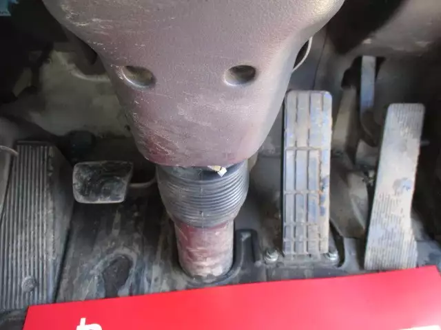 平成27年02月中古大型ダンプ日産UDクオンの画像22