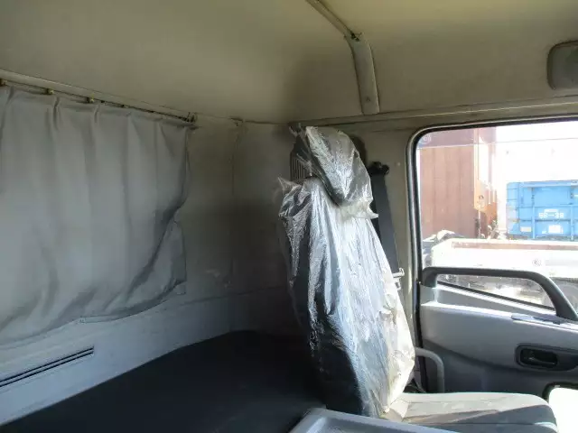 平成27年02月中古大型ダンプ日産UDクオンの画像27