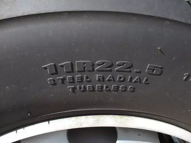 平成27年02月中古大型ダンプ日産UDクオンの画像28