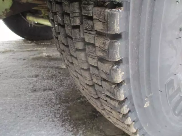 平成27年02月中古大型ダンプ日産UDクオンの画像34