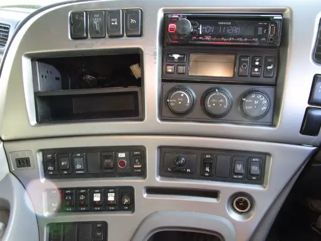 平成29年01月中古大型冷凍バン・ウィング日産UDクオンの画像23