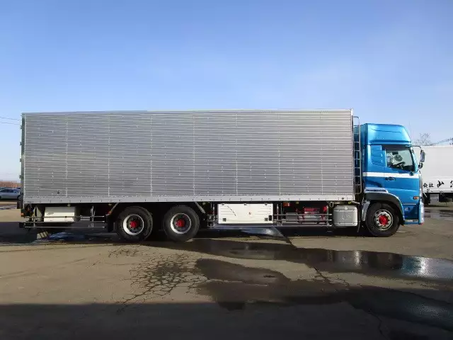 平成29年01月中古大型冷凍バン・ウィング日産UDクオンの画像4