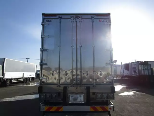 平成29年01月中古大型冷凍バン・ウィング日産UDクオンの画像6