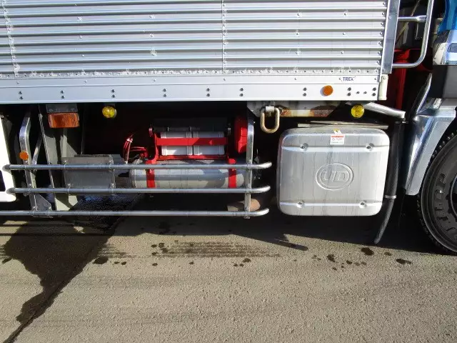 平成29年01月中古大型冷凍バン・ウィング日産UDクオンの画像7