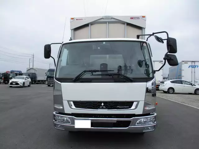 令和03年11月中古中型アルミバン・ウィング三菱ふそうファイターの画像2