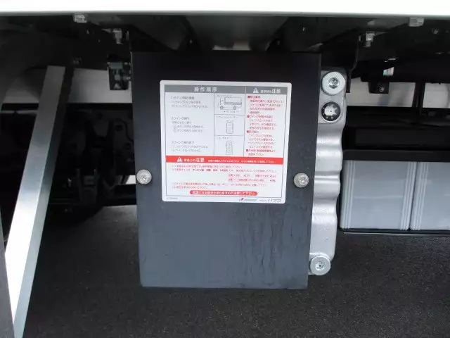 令和03年11月中古中型アルミバン・ウィング三菱ふそうファイターの画像28