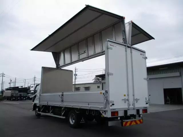 令和03年11月中古中型アルミバン・ウィング三菱ふそうファイターの画像45