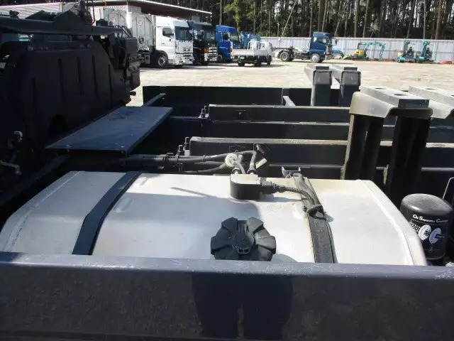 令和01年/平成31年05月中古大型三菱ふそうスーパーグレートの画像26