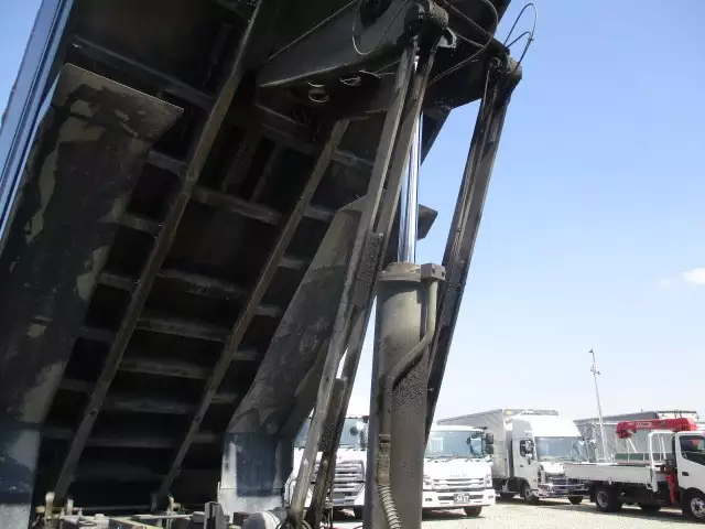 令和01年/平成31年05月中古大型三菱ふそうスーパーグレートの画像31