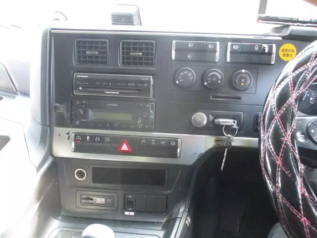 令和01年/平成31年05月中古大型三菱ふそうスーパーグレートの画像46