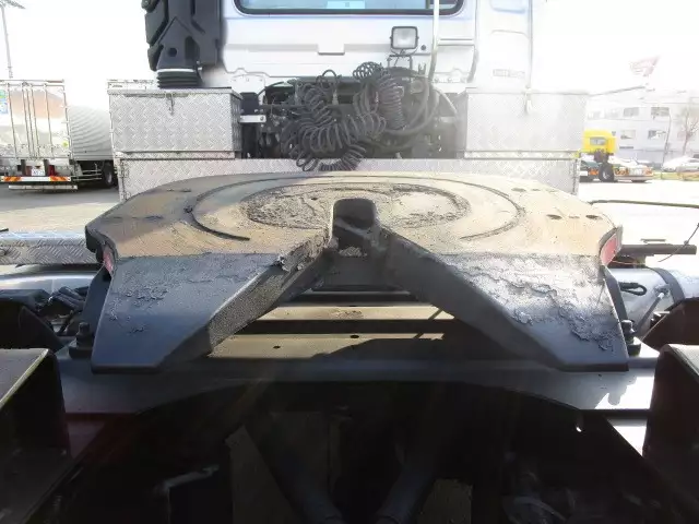 平成28年12月中古大型トラクタヘッド日産UDUDトラックスの画像9