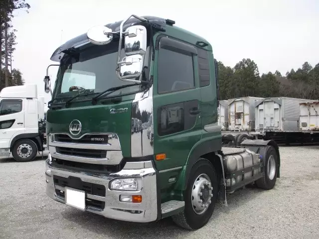 平成29年06月中古大型トラクタヘッド日産UDクオンの画像1