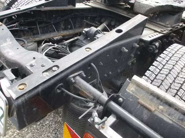 平成29年06月中古大型トラクタヘッド日産UDクオンの画像21