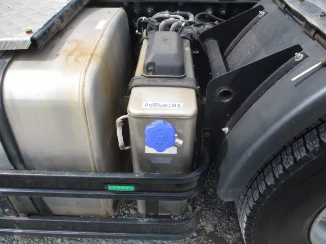 平成29年06月中古大型トラクタヘッド日産UDクオンの画像26