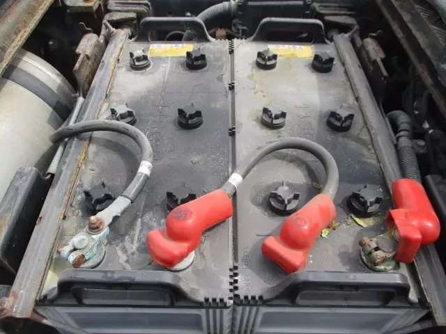 平成29年06月中古大型トラクタヘッド日産UDクオンの画像28