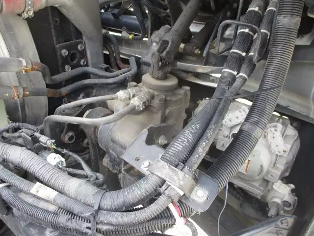 平成29年06月中古大型トラクタヘッド日産UDクオンの画像40