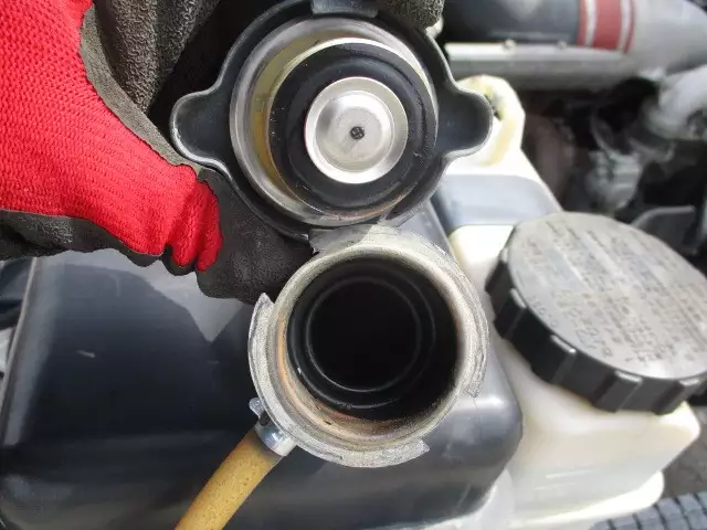 平成29年06月中古大型トラクタヘッド日産UDクオンの画像42