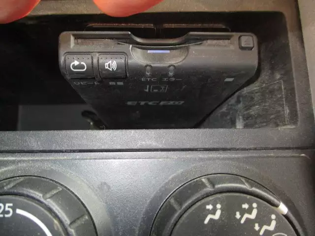 平成29年06月中古大型トラクタヘッド日産UDクオンの画像50