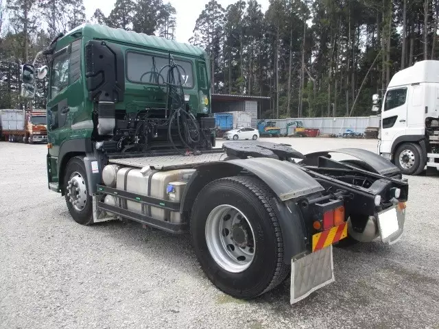 平成29年06月中古大型トラクタヘッド日産UDクオンの画像7