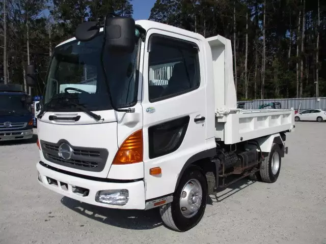 平成23年07月中古中型ダンプ日野レンジャーの画像1