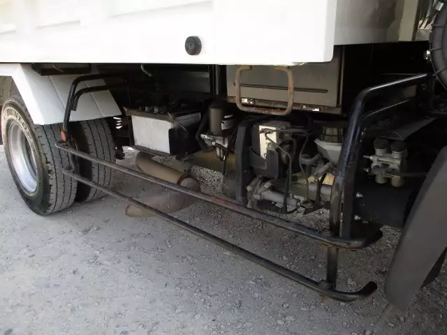 平成23年07月中古中型ダンプ日野レンジャーの画像18