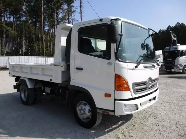 平成23年07月中古中型ダンプ日野レンジャーの画像3