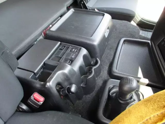 平成29年12月中古大型トラクタヘッド日野プロフィアの画像26