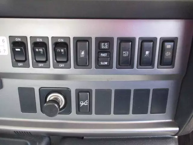 平成29年12月中古大型トラクタヘッド日野プロフィアの画像31