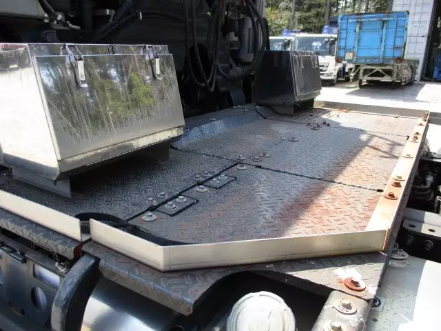 平成29年12月中古大型トラクタヘッド日野プロフィアの画像8