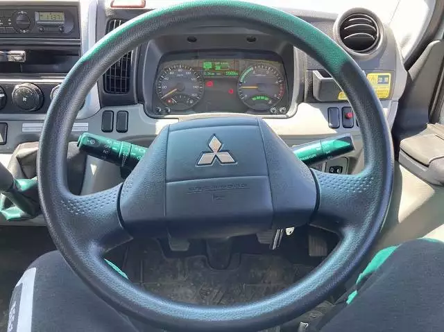 平成30年10月中古小型三菱ふそう三菱の画像31