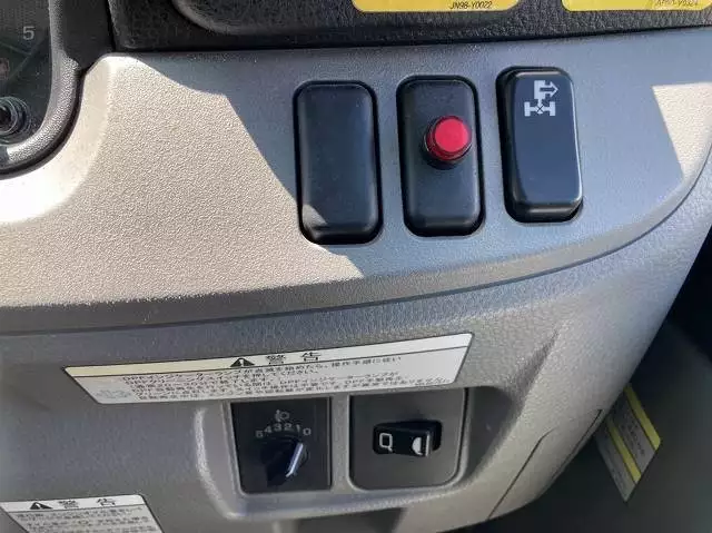 平成30年10月中古小型三菱ふそう三菱の画像35