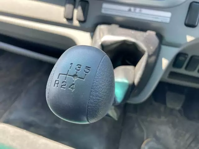 平成30年10月中古小型三菱ふそう三菱の画像36