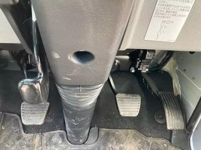 平成30年10月中古小型三菱ふそう三菱の画像37